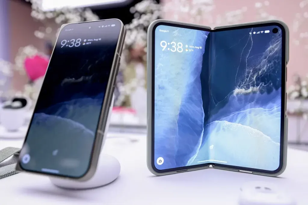 Pixel 11 Pro Fold на выставке в Нью-Йорке