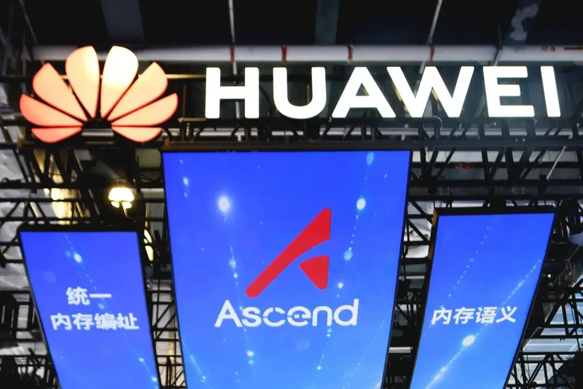 Этим летом Huawei увеличил цены на Ascend 950DT на 60 %.